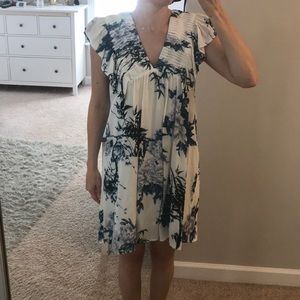 Entro Blue + Ivory print dress size Small